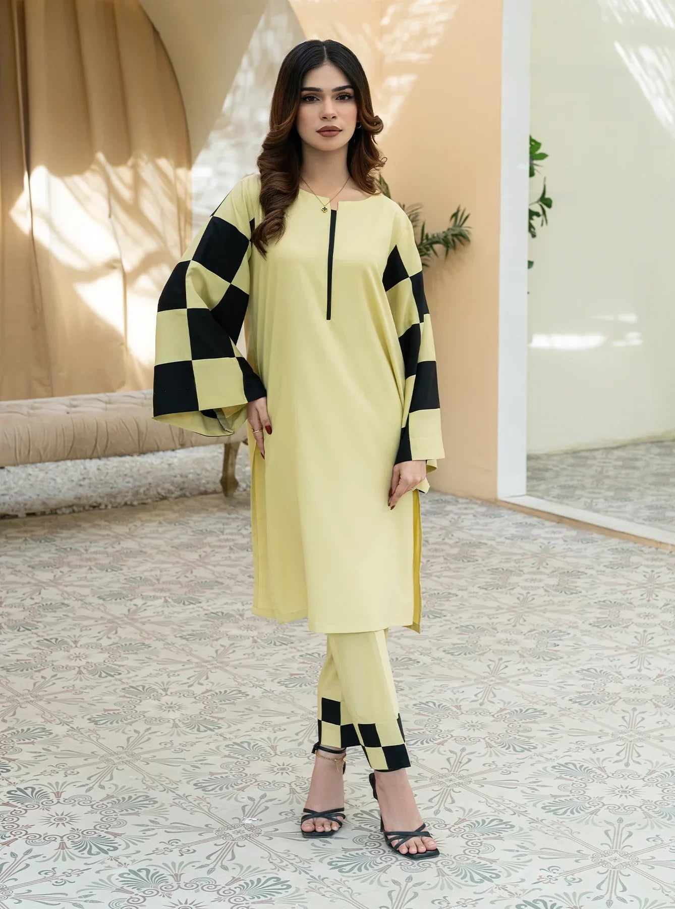 Stitched Handcrafted Set GUL017