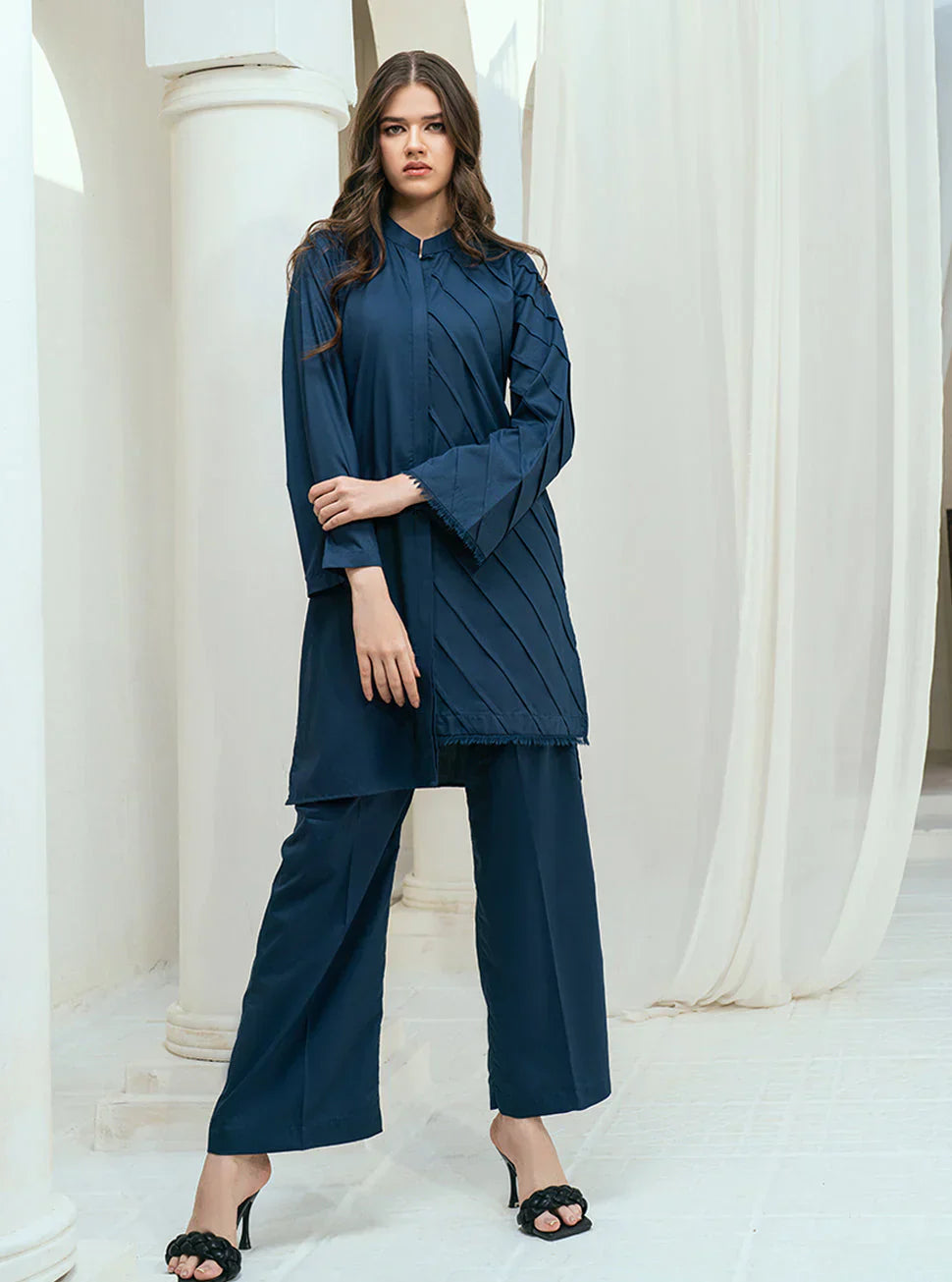 Stitched Majestic Set GUL030