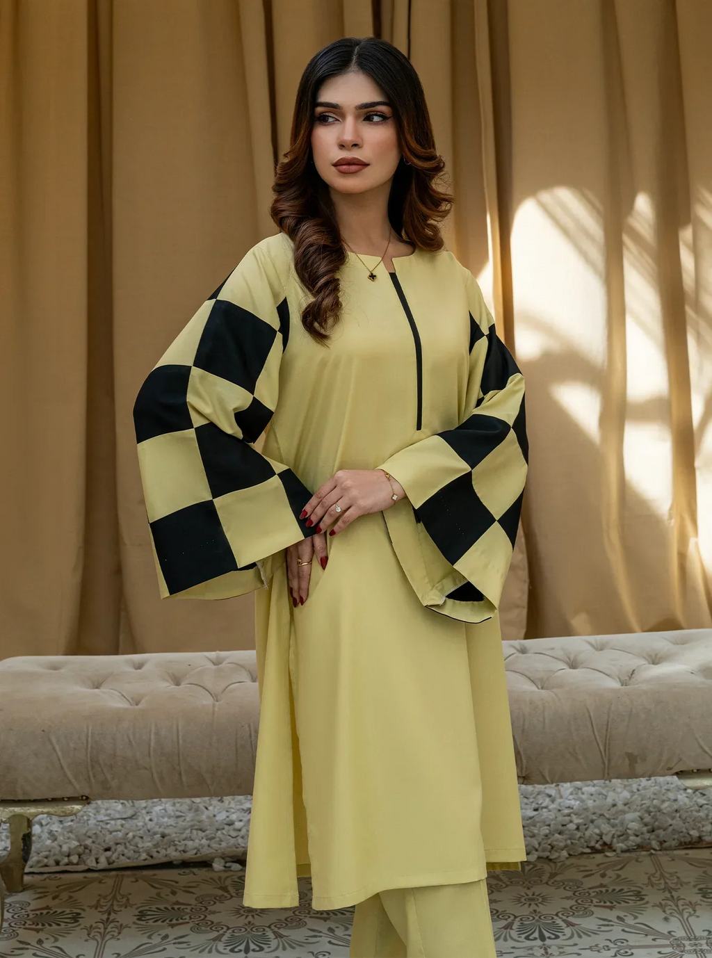 Stitched Handcrafted Set GUL017