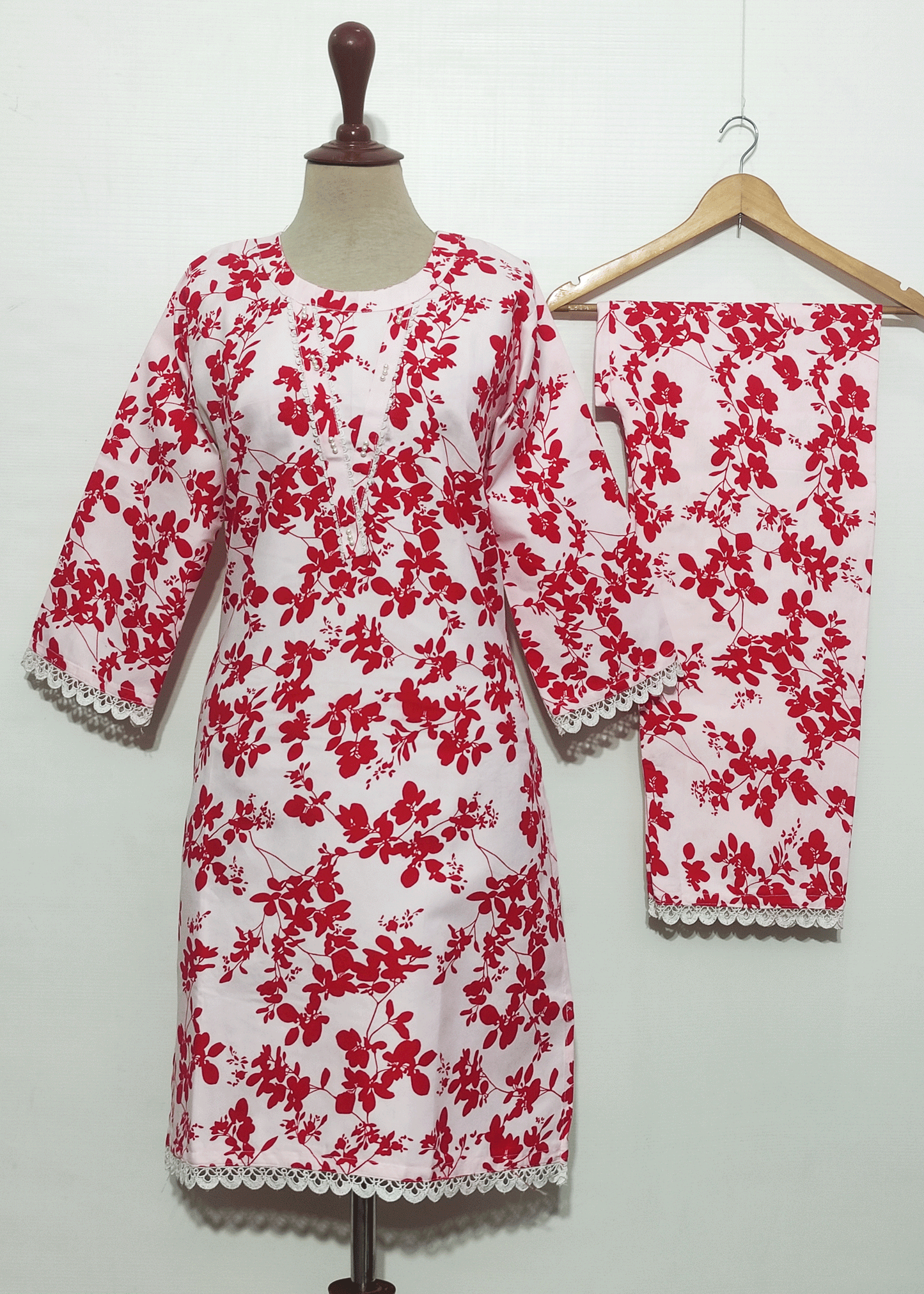 WNT205 – Winter Crystal Wool