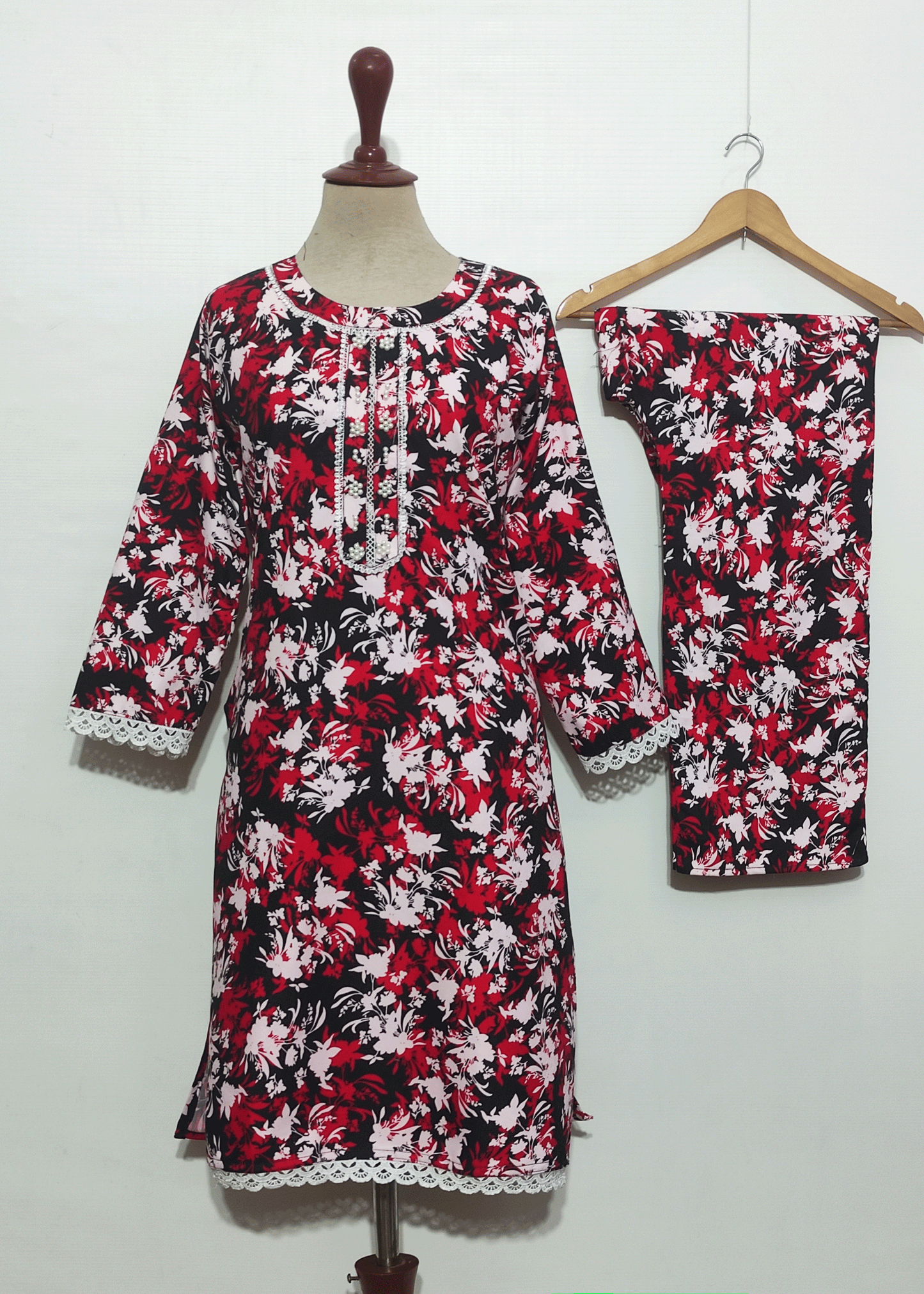 WNT214 – Winter Crystal Wool