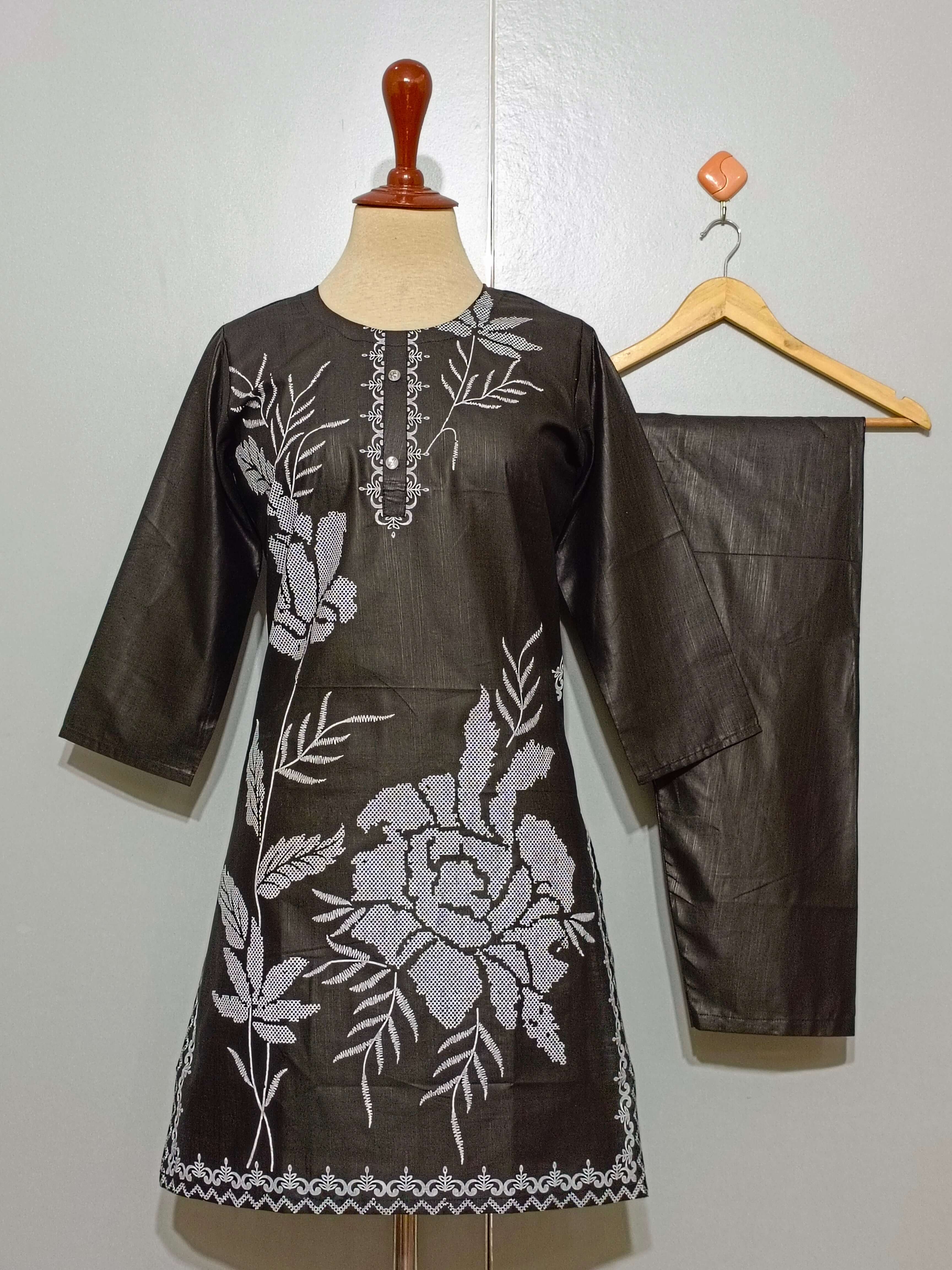 WNT044 Khaddar 2PC