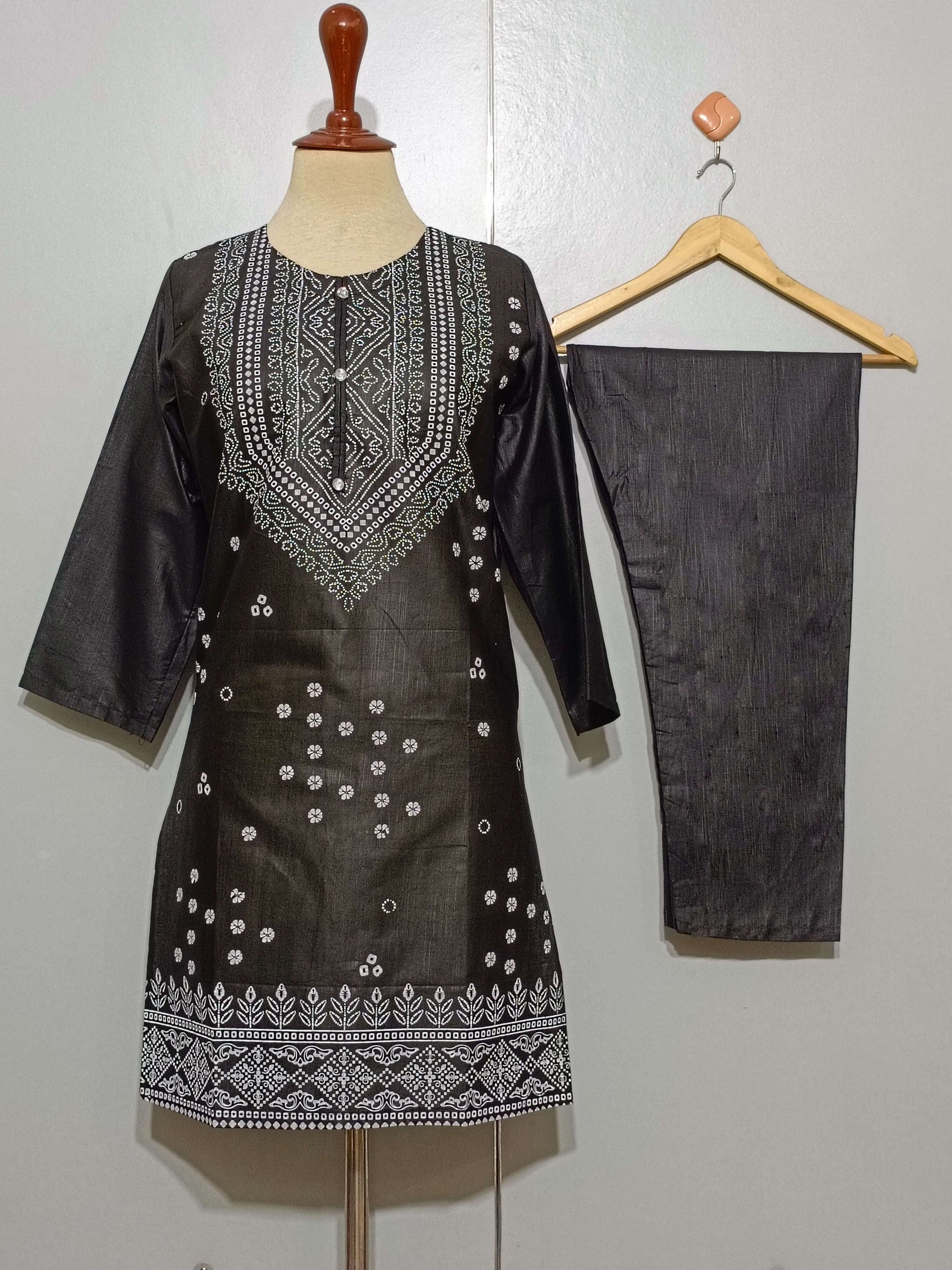 WNT059 Khaddar 2PC